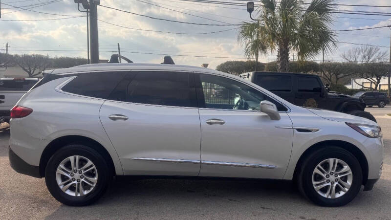 2019 Buick Enclave Essence