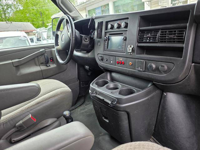 2016 GMC Savana 2500