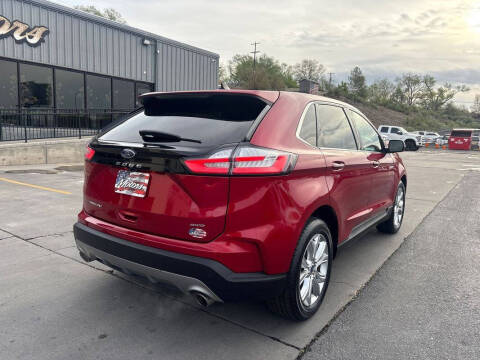 2022 Ford Edge Titanium
