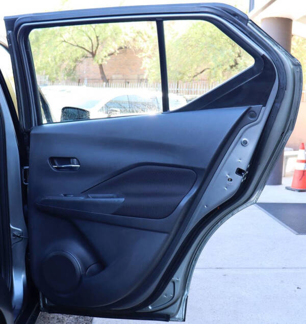 2021 Nissan Kicks SV