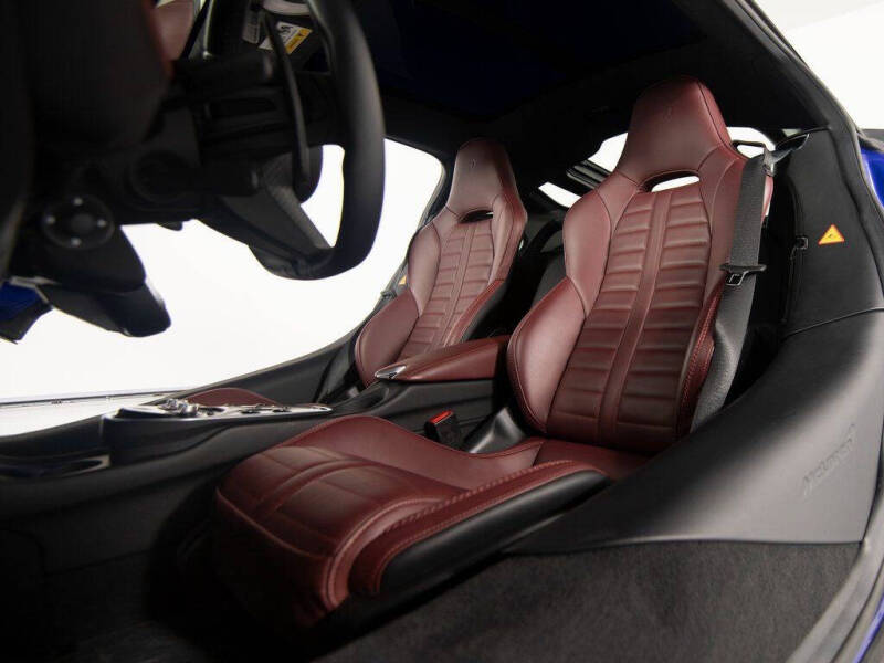 2025 McLaren GTS