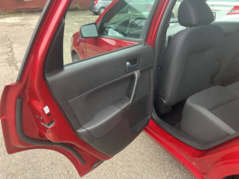 2011 Ford Focus Sport SES