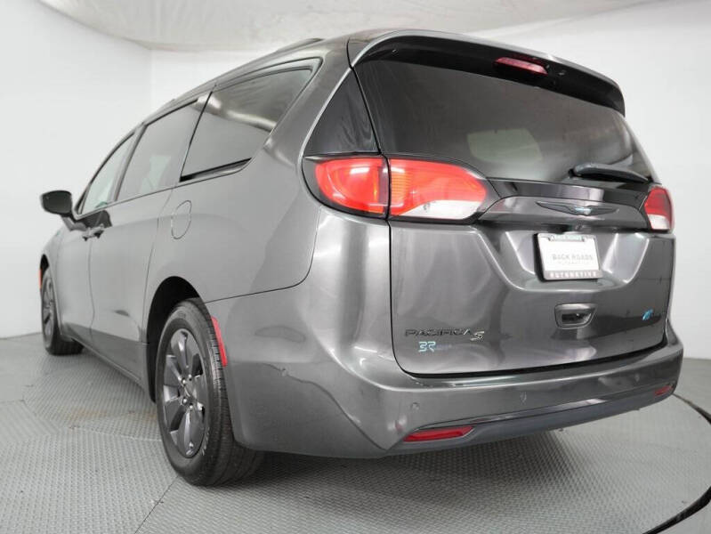 2019 Chrysler Pacifica Hybrid Limited