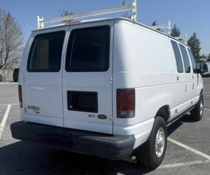 2011 Ford E-Series E-250