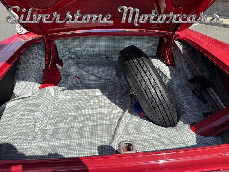 1957 Ford Thunderbird