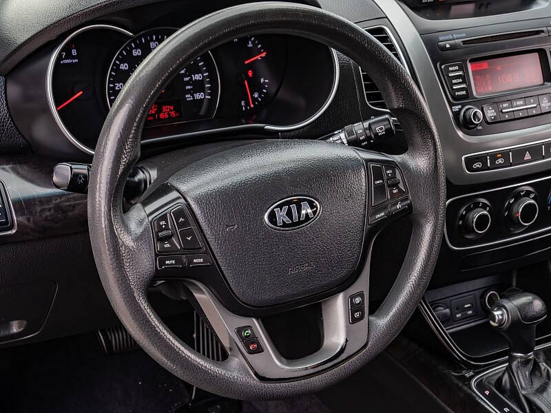 2015 Kia Sorento LX