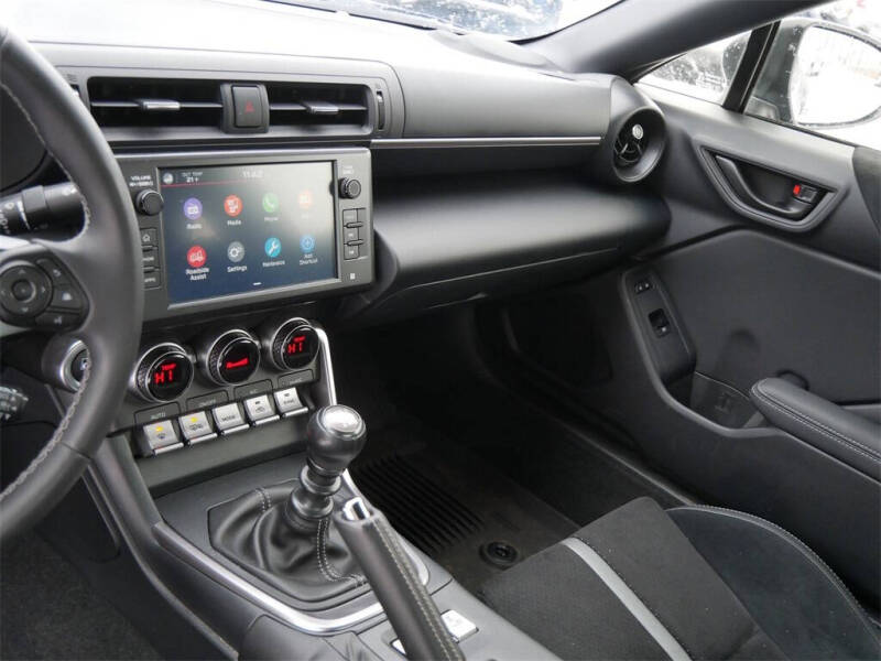 2024 Toyota GR86 Premium