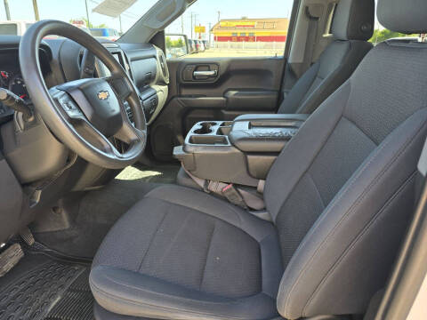 2020 Chevrolet Silverado 1500 Custom