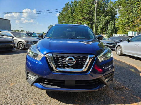 2020 Nissan Kicks SR