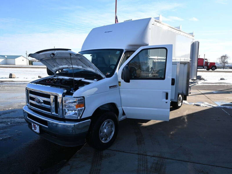 2024 Ford E-Series