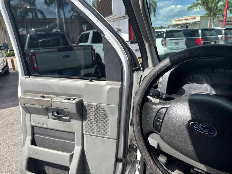 2012 Ford E-Series E-250