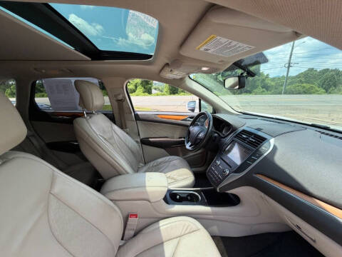 2017 Lincoln MKC Select