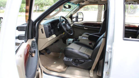 2005 Ford Excursion Eddie Bauer