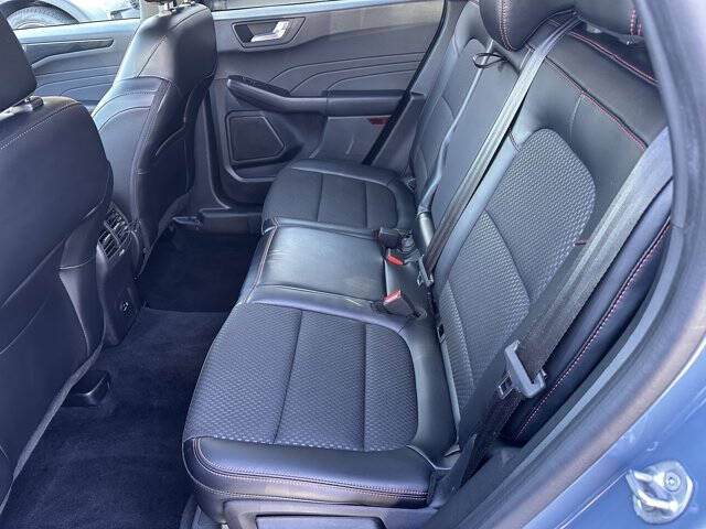 2023 Ford Escape ST-Line Select