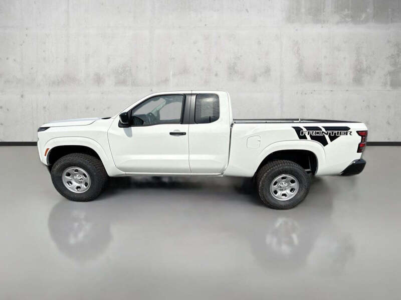 2023 Nissan Frontier S