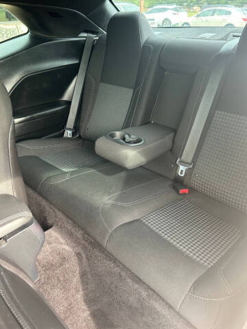 2016 Dodge Challenger SXT