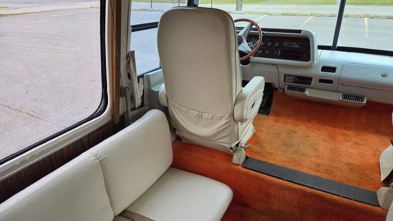 1976 GMC Motorhome 26'