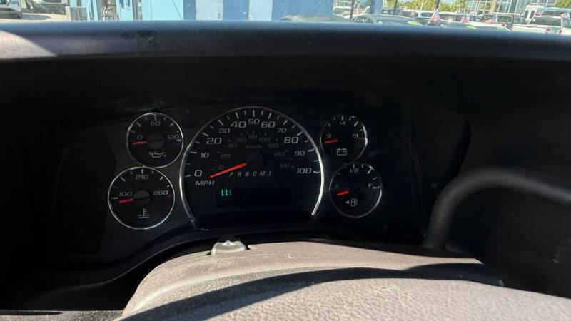 2023 GMC Savana 2500