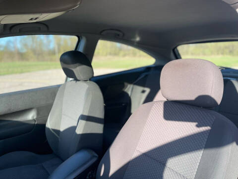 2005 Ford Focus ZX3 SE