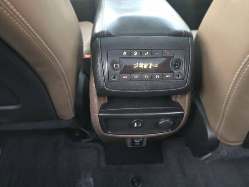 2016 GMC Acadia SLT-1