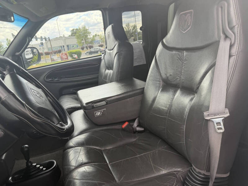 2000 Dodge Ram 2500 SLT
