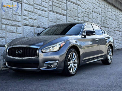 2015 Infiniti Q70 3.7