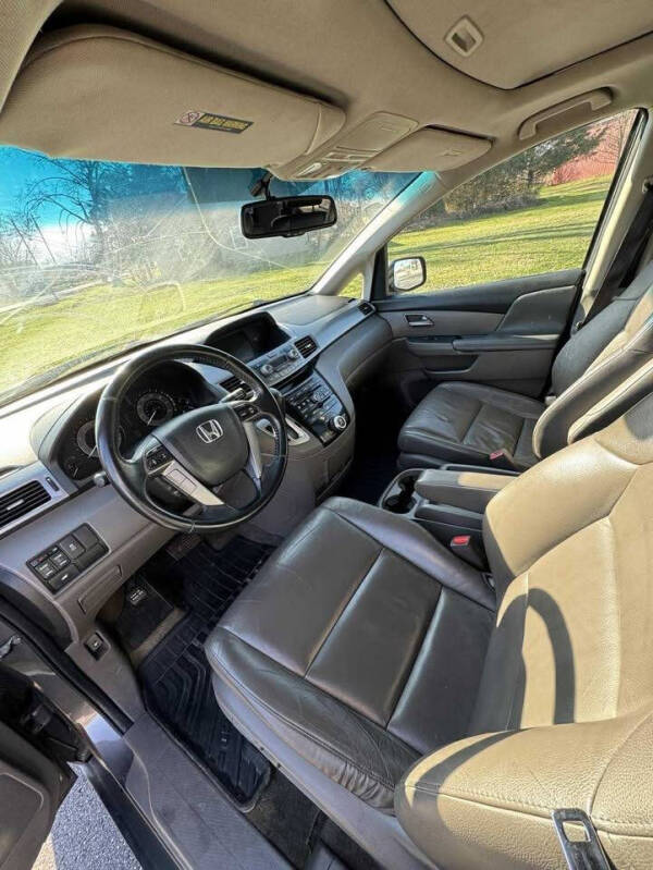 2011 Honda Odyssey EX-L w/DVD