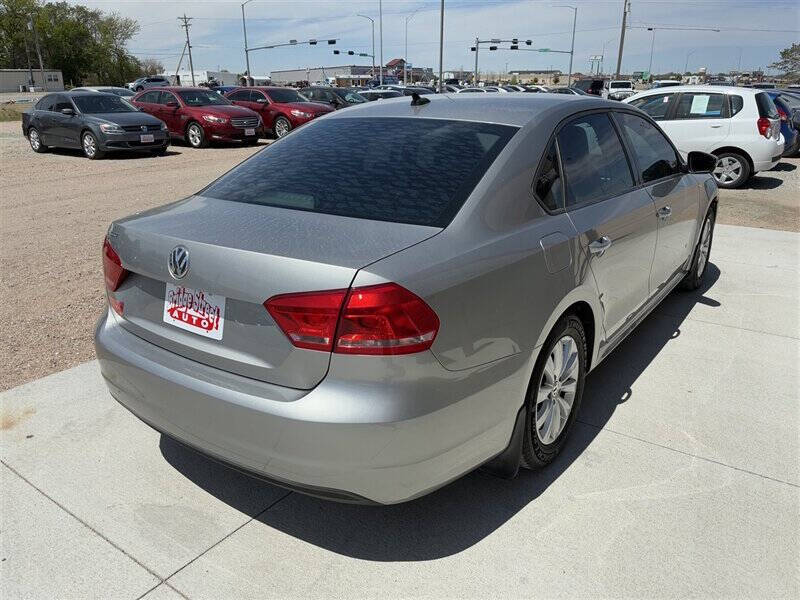 2013 Volkswagen Passat S