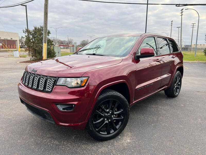 2018 Jeep Grand Cherokee for sale at METRO CITY AUTO GROUP LLC in Lincoln Park MI