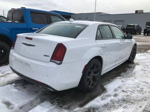 2022 Chrysler 300 for sale at Bankruptcy Auto Loans Now in Flint MI