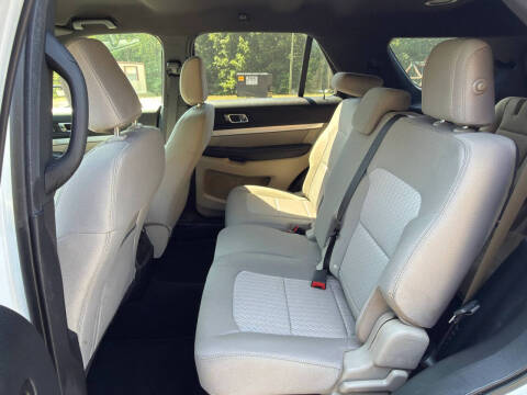 2018 Ford Explorer
