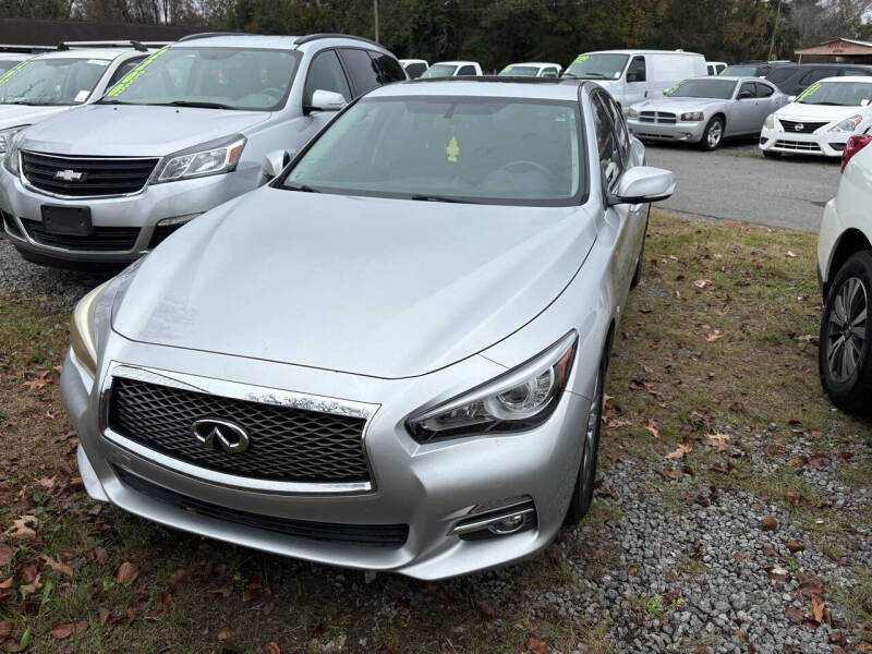 INFINITI Q50's photo