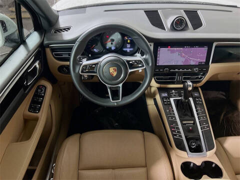 2020 Porsche Macan S