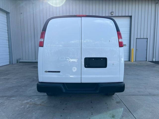 2023 Chevrolet Express 2500