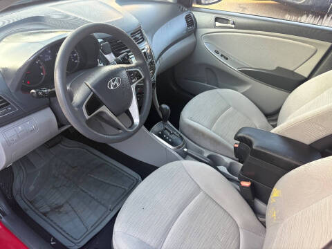 2017 Hyundai Accent SE