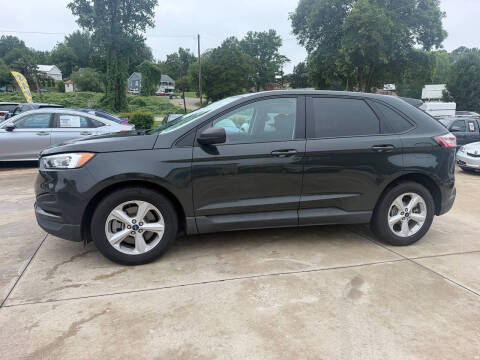 2022 Ford Edge SE