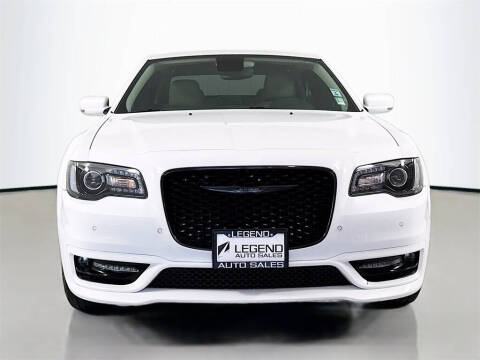 2023 Chrysler 300 Touring L