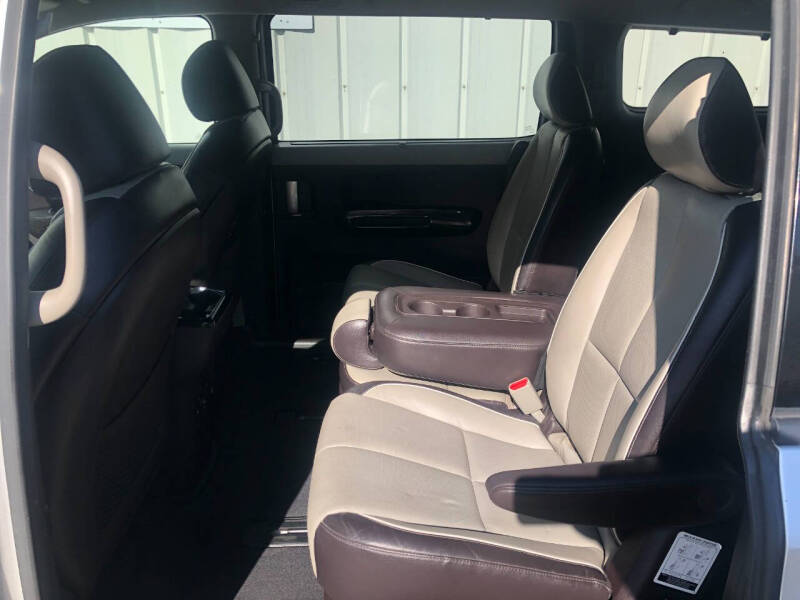 2016 Kia Sedona Limited