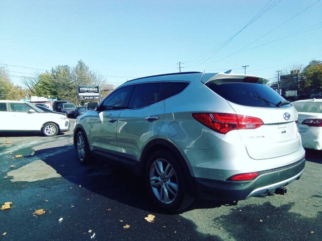 2015 Hyundai Santa Fe Sport 2.0T photo 2