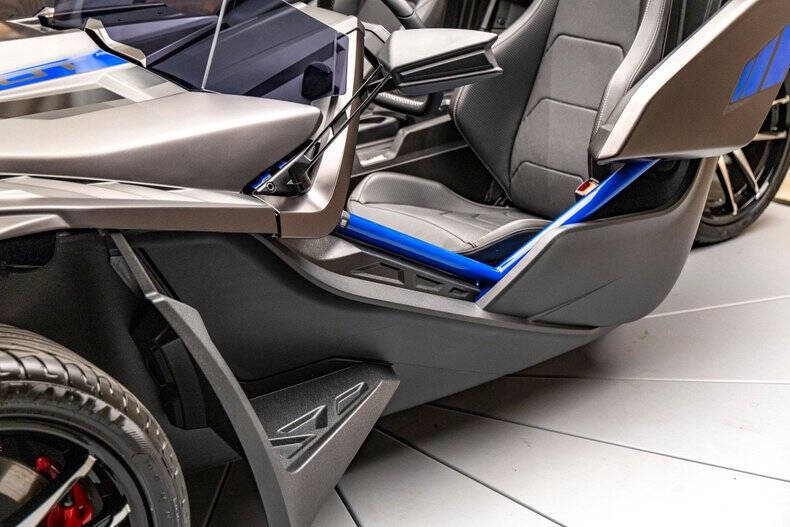 2023 Polaris Slingshot