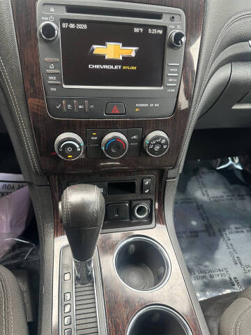 2017 Chevrolet Traverse LT
