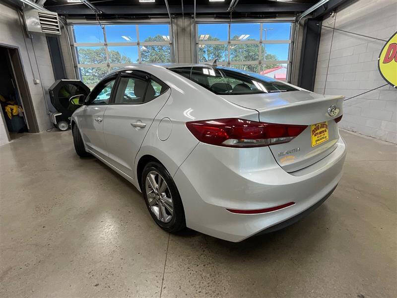2018 Hyundai Elantra
