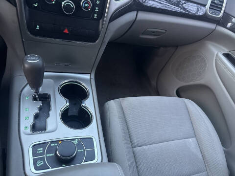 2011 Jeep Grand Cherokee Laredo