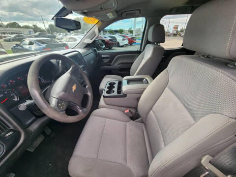 2018 Chevrolet Silverado 1500 Custom