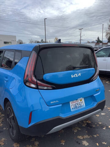 2023 Kia Soul EX