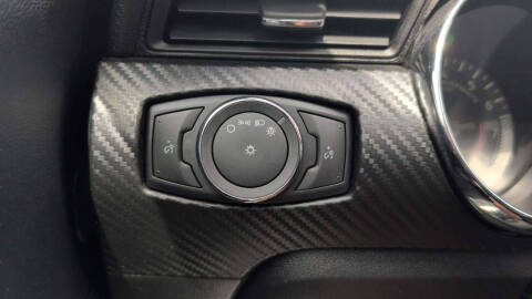 2017 Ford Mustang V6