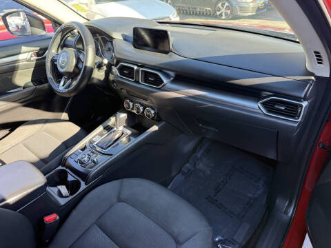 2017 Mazda CX-5 Sport