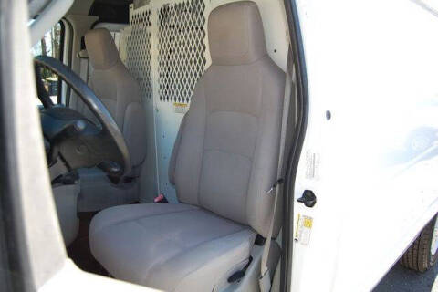 2013 Ford E-Series E-350 SD