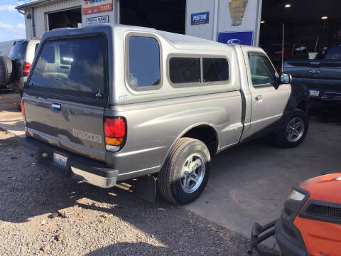 2000 Mazda B-Series B2500 SE