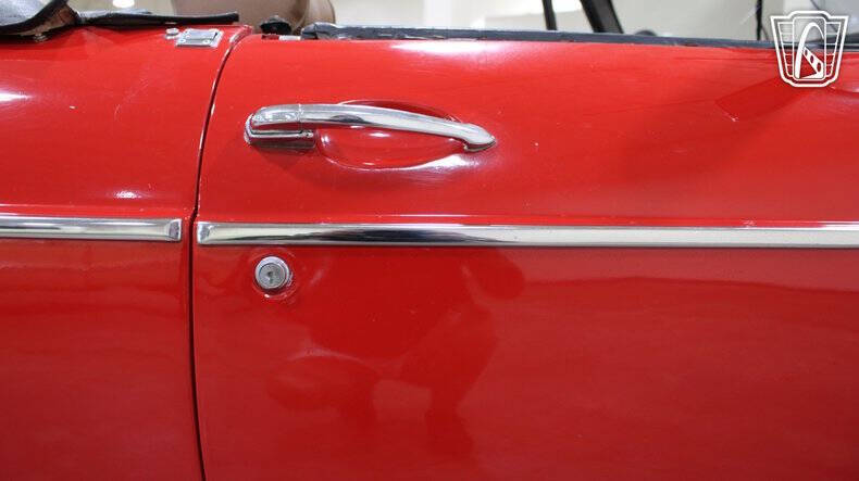 1972 MG B
